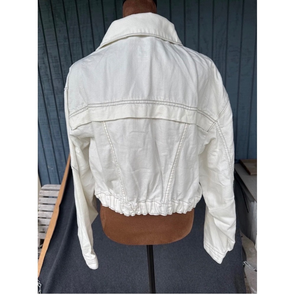 We The Free Urban Outfitters White Denim Cropped Zip Jacket OB1653817 Medium - Picture 2 of 7